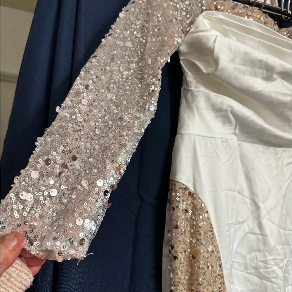 Elegant Sequin Long Sleeve Dress - Picture 5 of 11